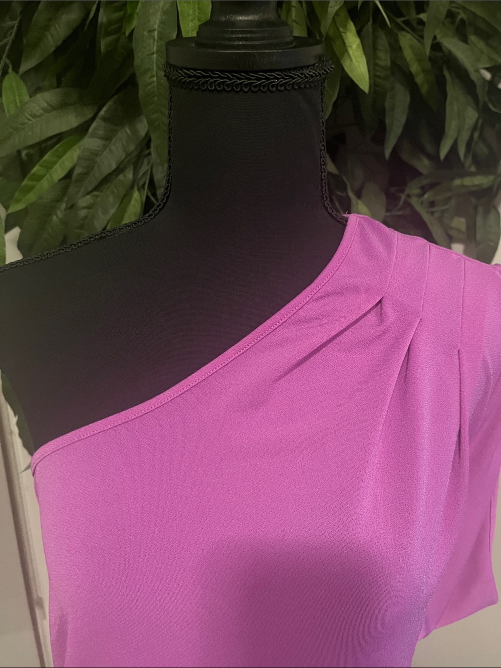 Express One-Shoulder Purple Top - Picture 3 of 5